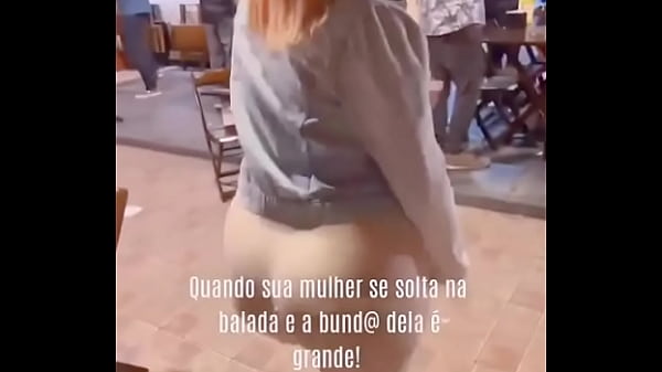 Esposa safada dan&ccedil;ando 