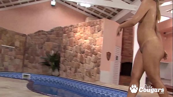 Suzana Rhios Gets Nailed In HerBig Brazilian Bunda