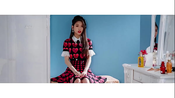Heejin solo 