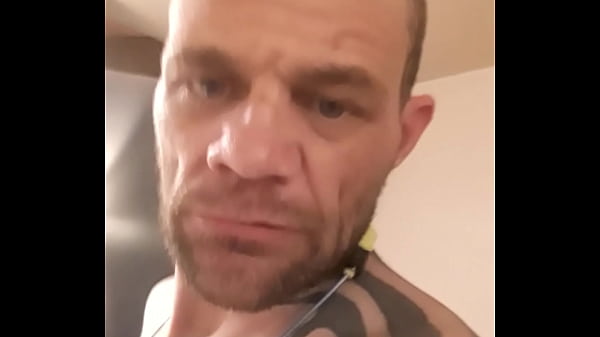 Me showing more of me, AxelsChasen