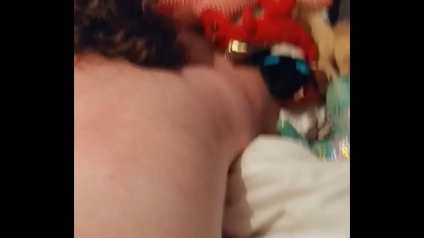 This hot mom wants_to fuck_when no_ones home