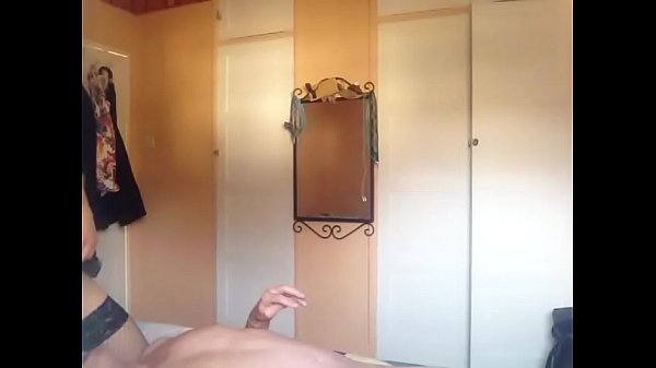 Play MP4 - Asian getting ready for a facial