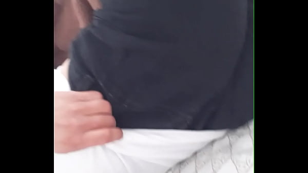 Toc&aacute;ndome mi enorme booty