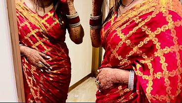 Nonton Karva Chauth Par Husband Ki Gair Mojudgi Me Padosi Devar Ne Upwas Khola Pani Pilaya thumbnail