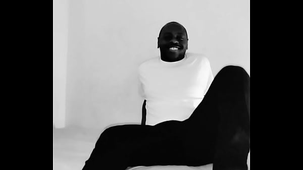 A preview of things I_was going for more oftenafter my Scorpio zodiacmonth with songs I madefor free on free time without my face always showing singing and an aesthetic of myselfin jeans