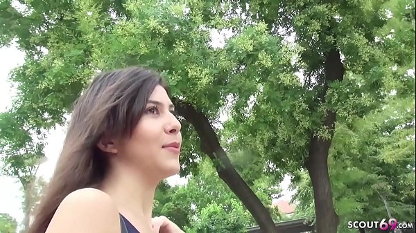 German scout anya gefickt