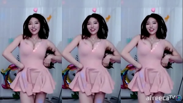 Jeehyeoun sexy dance_in pink_dress 2