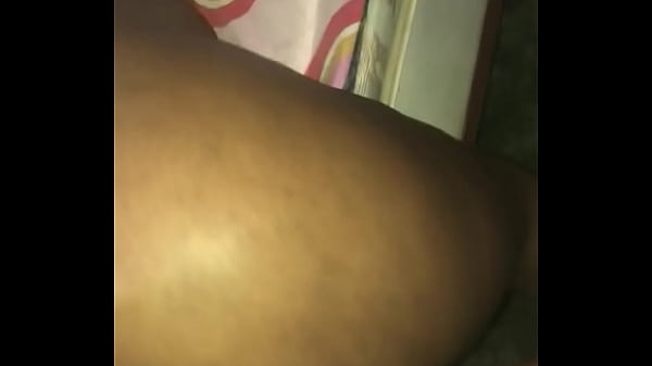 Culona  haitiana me pone su culo p 