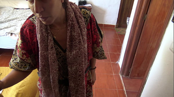 Play MP4 - Turkish Milf With A Big Ass Lets Me Cum Inside Her Pussy