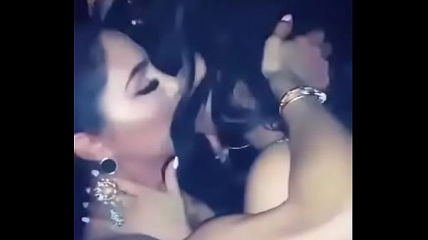 Lesbians show each other some love 