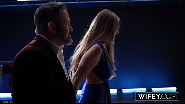 When her husband first suggested hotwifing brandi didn't understand the appeal now that she has been to bed with other men before an audience this beautiful bride has had her eyes opened