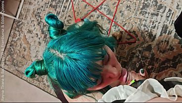 3 brujas (una de ellas embarazada) me utilizan y me visten de mucama para invocar al demonio 