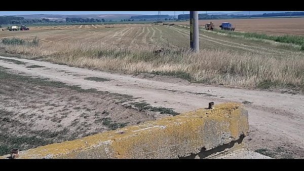 Play MP4 - Beach blowjob