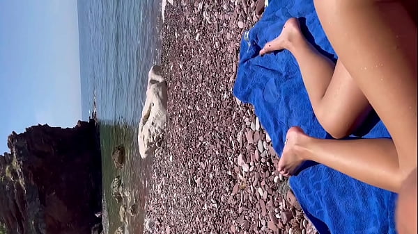 Risky Sex on a Public Beach Full Of Peoplewith Creampie