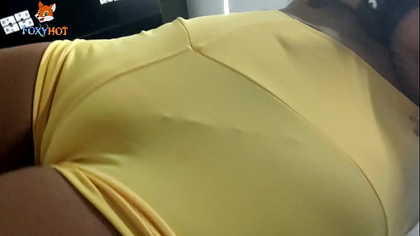 Me Gusta Usar Ropa Transparente Para Entrenar En El Gimnasio Y Salir A La Calle thumbnail