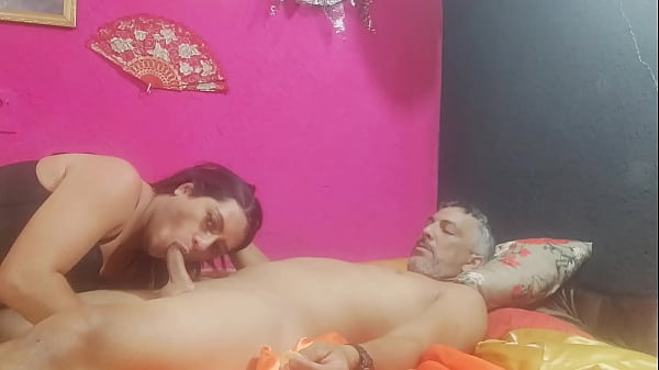 Boneca Gemendo Na Pica De Cliente Dotadao thumbnail