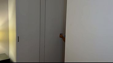 Nonton I Eat The Pussy And Ass Of My Stepbrother Karol Duque's Petite Girlfriend In A Lesbian Sex Scene That Ends With The Bed Very Wet! thumbnail