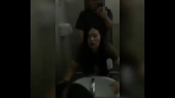 今天去哪都在說新年快樂好啦我是很快樂 