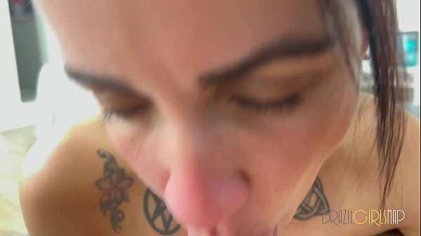 The whore from goias ruby just met and already went to fuck with the guy