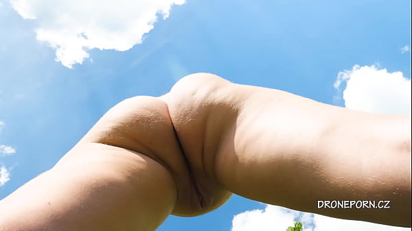 Play MP4 - Pussy upskirt on the nude beach porn