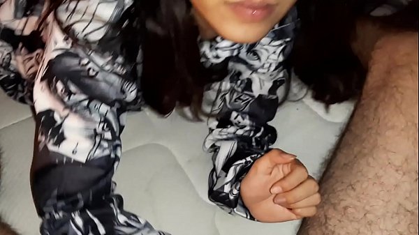 Play MP4 - Vaginal sex with geek latina - She gets all wet