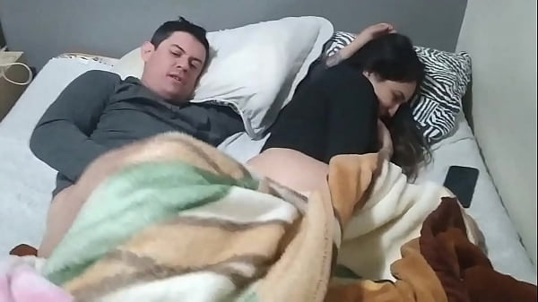 Suruba Nas Cobertas No Frio De Curitiba thumbnail