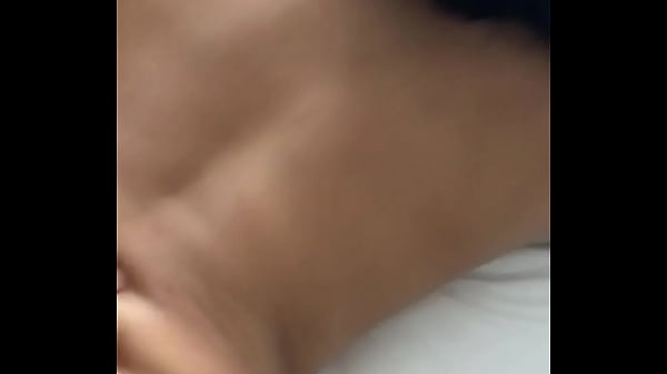 Play MP4 - me cojo a mi amiga por detras