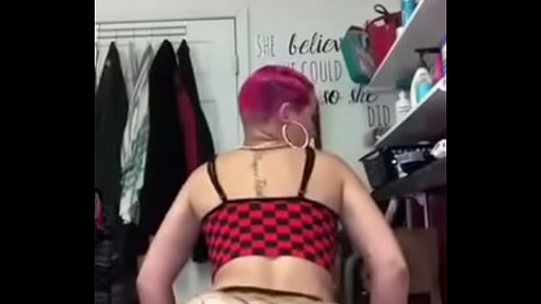 Play MP4 - Redbone Shaking That Ass