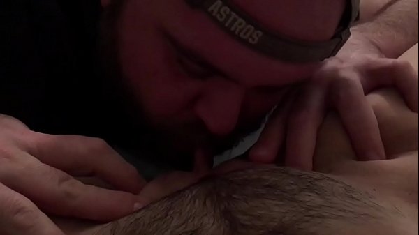 Eating my wife s pussy