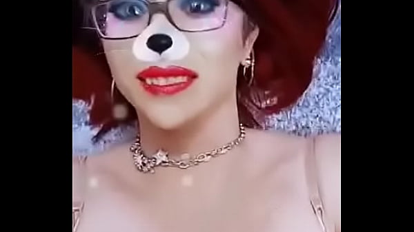 Travesti putita de closet 