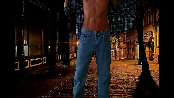 Play MP4 - Strip tease