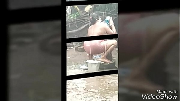 Village bhabi showing her half naked body 2 