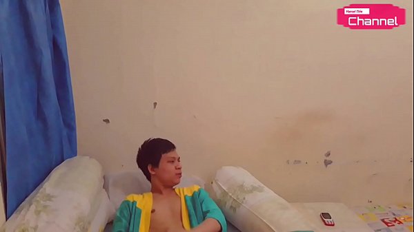 [Hansel Thio Channel] Masturbation in Step Sister's_Bedroom After Take a Bath