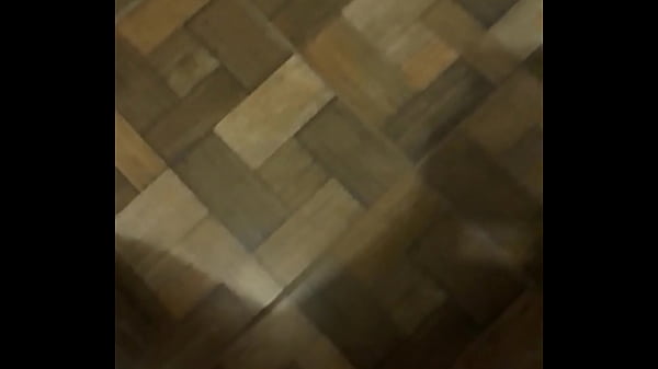 Paja deslechante caliente en cuarto leche calientita 