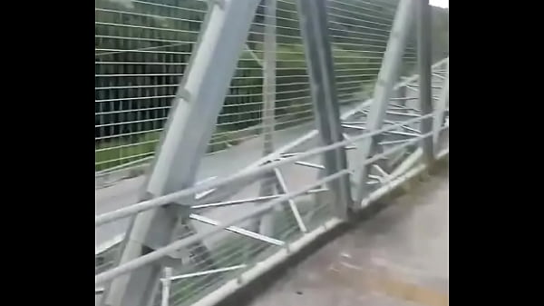 Outdoor Cock thumbnail