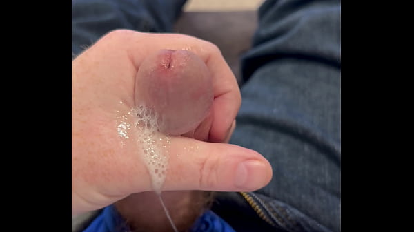 Play MP4 - Ginger Bear Precum Faucet