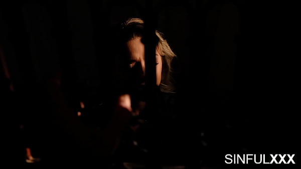 Play MP4 - I&rsquo;m not Falling for your Tricks&excl; Shalina Devine and George Uhl for SinfulXXX