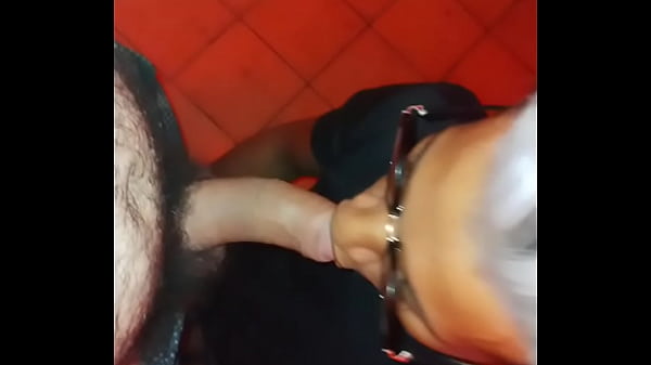 O Cara Mijando E Eu Manjando Para Depois Chupar E Da Gostoso. thumbnail