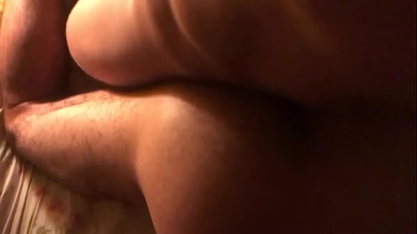 Arrombando esse cuzinho 