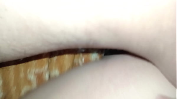 Me encanta como se mueve encima de mi 