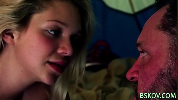 Play MP4 - Jessie Andrews buttfucked