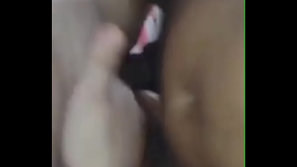 Ele s&oacute; queria provar minha peludinha mas a gozada dele foi absurda 