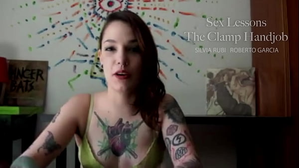 Nonton Sex Lessons The Clamp Handjob thumbnail