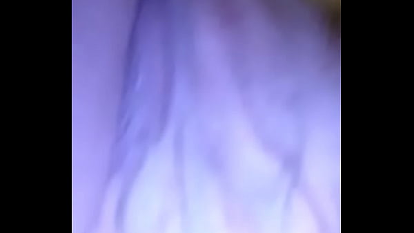 Tocando su co&ntilde;o