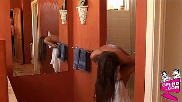 Sensual lesbains 1070 