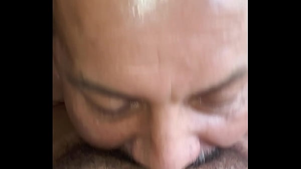 RICA MAMADA DE VERGA A ENRIQUE 