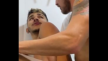 Pegandoo Boy Antes Do Banho thumbnail