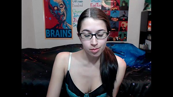 girl alexxxcoal playing on live webcam6cam biz