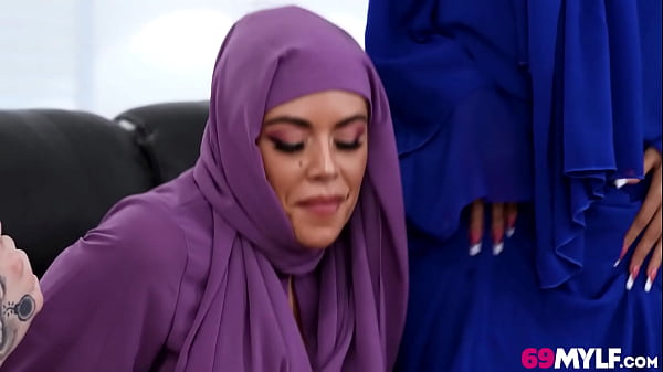 Play MP4 - Hijab Hot Milfs Have Pussy Shattering Affair