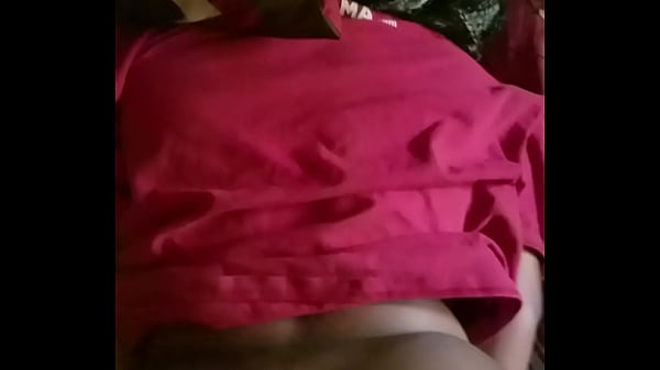 Nonton Taping Her Out thumbnail